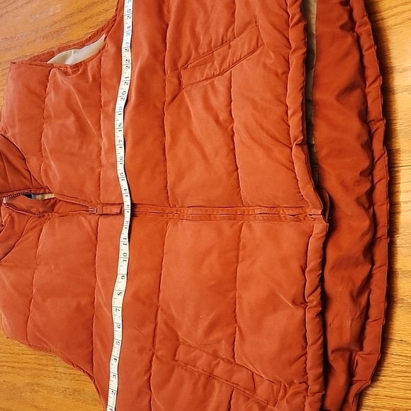 Northcrest Men's Rust Quilted Vest - Picture 4 of 11